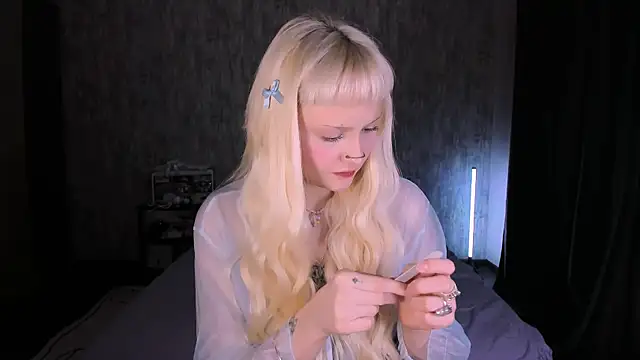 MariaMango online show from November 2025 02:15:01 AM