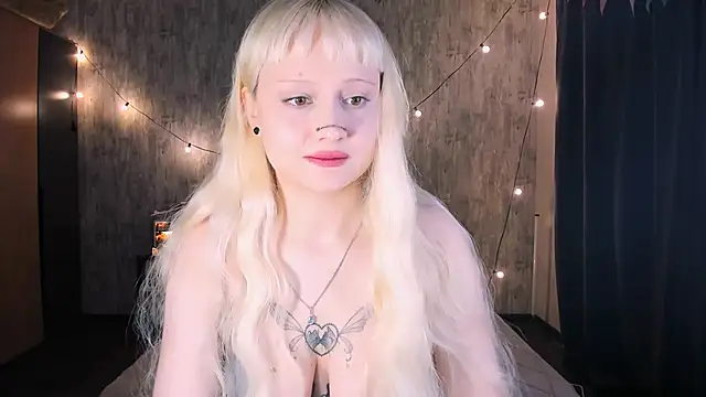 MariaMango online show from December 2025 12:10:02 AM