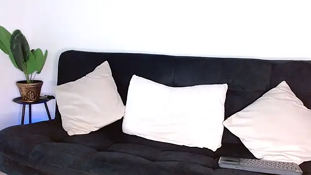 frank myles online show from December 2025 09:03:02 PM