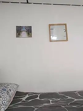 antoniamoreno82 online show from February 2025 05:36:01 PM