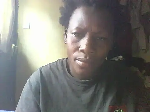 Snapshot of Queen_lady chatting on September 2025 06:35:02 AM Queen lady online show from September 2025 06:35:02 AM