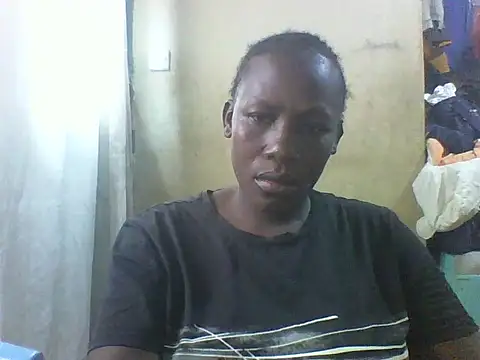 Snapshot of Queen_lady chatting on September 2025 07:37:02 AM Queen lady online show from September 2025 07:37:02 AM