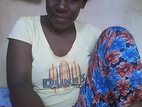 Snapshot of Queen_lady chatting on September 2025 06:14:01 AM Queen lady online show from September 2025 06:14:01 AM