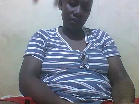Snapshot of Queen_lady chatting on September 2025 08:26:02 PM Queen lady online show from September 2025 08:26:02 PM