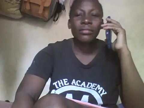 Snapshot of Queen_lady chatting on October 2025 05:42:02 AM Queen lady online show from October 2025 05:42:02 AM