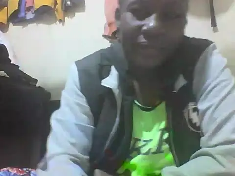 Snapshot of Queen_lady chatting on October 2025 07:26:01 PM Queen lady online show from October 2025 07:26:01 PM