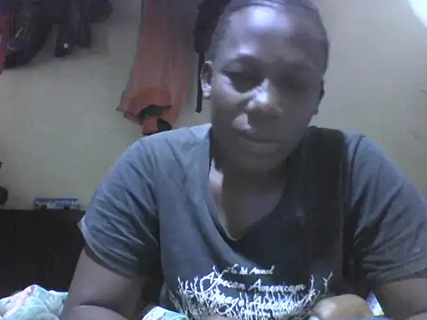 Snapshot of Queen_lady chatting on October 2025 01:51:02 AM Queen lady online show from October 2025 01:51:02 AM