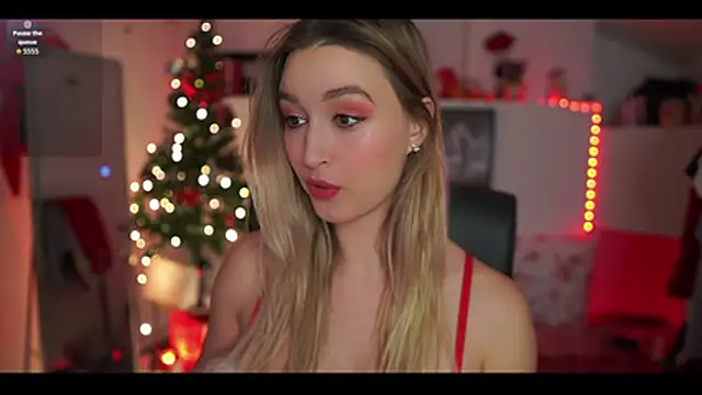 Snapshot of Alexis___Texas chatting on December 2025 07:19:01 PM Alexis Texas online show from December 2025 07:19:01 PM