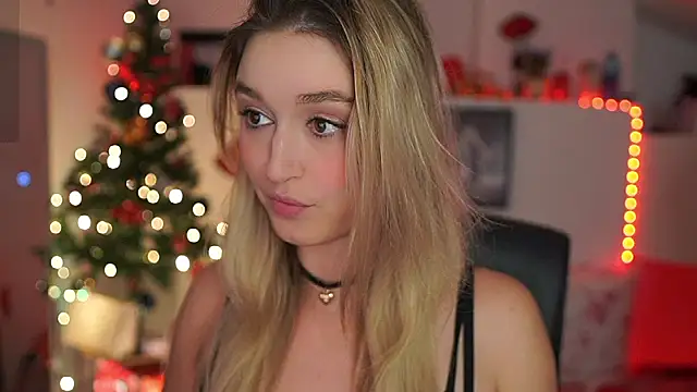 Snapshot of Alexis___Texas chatting on December 2025 07:37:02 PM Alexis Texas online show from December 2025 07:37:02 PM