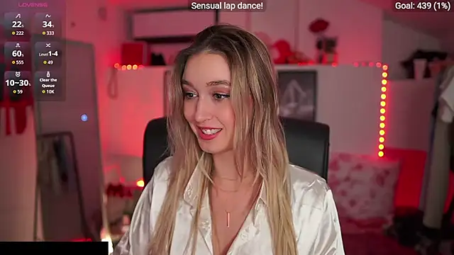 Snapshot of Alexis___Texas chatting on November 2025 07:29:01 PM Alexis Texas online show from November 2025 07:29:01 PM