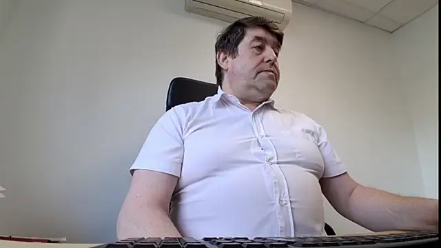 sympatrique online show from June 2026 06:32:02 AM