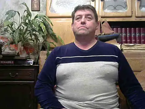 Snapshot of sympatrique chatting on January 2025 09:39:01 PM sympatrique online show from January 2025 09:39:01 PM