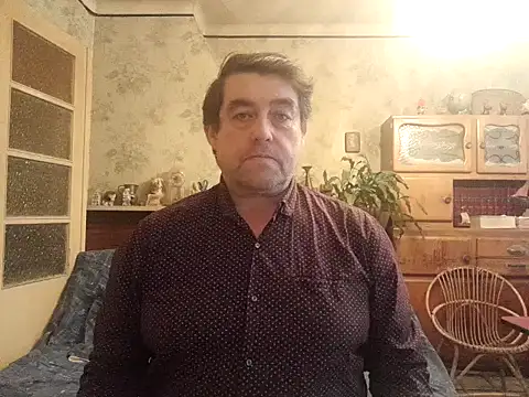 Snapshot of sympatrique chatting on December 2024 03:24:02 PM sympatrique online show from December 2024 03:24:02 PM