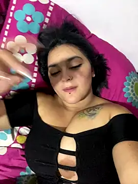 Snapshot of alina_stark chatting on November 2025 01:01:02 PM alina stark online show from November 2025 01:01:02 PM