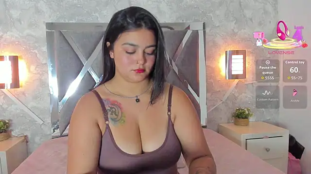 Snapshot of alina_stark chatting on January 2026 08:01:02 PM alina stark online show from January 2026 08:01:02 PM