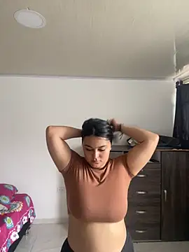 Snapshot of alina_stark chatting on October 2025 04:29:02 PM alina stark online show from October 2025 04:29:02 PM