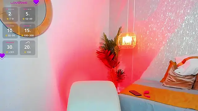 Snapshot of alina_stark chatting on November 2025 07:24:02 PM alina stark online show from November 2025 07:24:02 PM