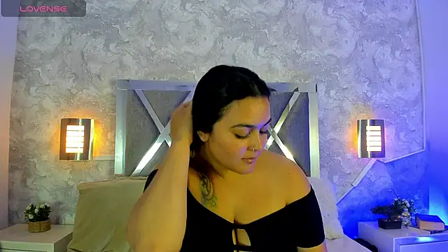 Snapshot of alina_stark chatting on February 2026 07:58:02 PM alina stark online show from February 2026 07:58:02 PM