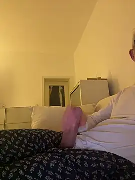 Frank22xx online show from February 2026 09:03:01 PM