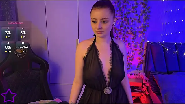 RozieRose online show from April 2026 09:16:02 PM