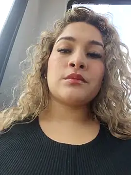 Sara smiiith211 online show from January 2026 05:38:01 PM