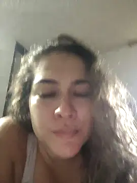 Sara smiiith211 online show from May 2026 10:24:02 PM