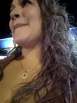 Sara smiiith211 online show from February 2026 12:41:02 AM