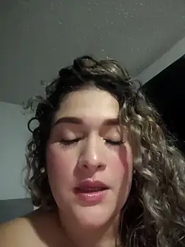 Sara smiiith211 online show from May 2026 12:38:02 AM