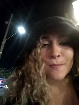 Sara smiiith211 online show from February 2025 04:24:02 PM