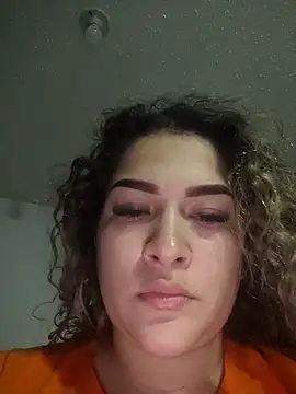 Sara smiiith211 online show from May 2026 09:12:02 PM