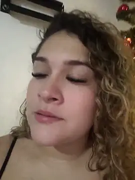 Sara smiiith211 online show from December 2025 09:19:02 AM