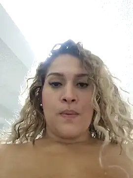 Sara smiiith211 online show from March 2025 04:07:02 AM