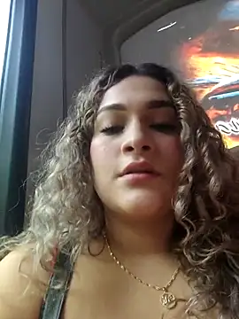 Sara smiiith211 online show from March 2026 04:07:01 PM