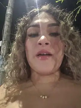 Sara smiiith211 online show from May 2026 11:59:02 PM