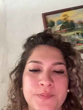 Sara smiiith211 online show from May 2026 09:59:01 PM