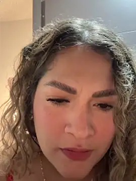 Sara smiiith211 online show from April 2026 04:34:02 PM