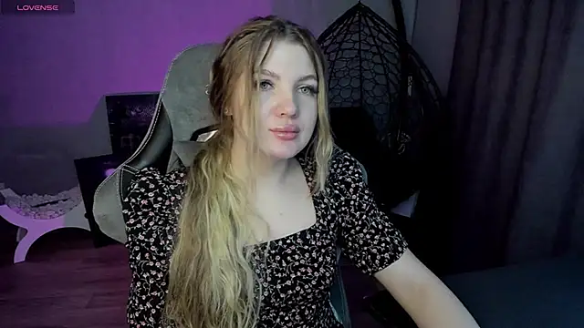 lily williamss online show from March 2025 01:05:02 AM
