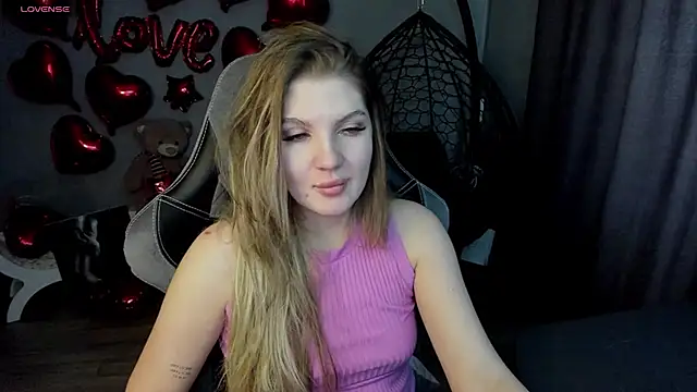 lily williamss online show from February 2025 03:57:01 AM