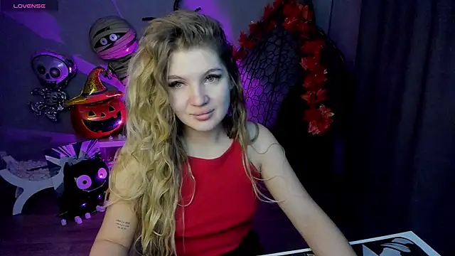 lily williamss online show from November 2025 12:06:02 AM