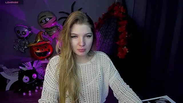 lily williamss online show from October 2025 12:32:02 AM