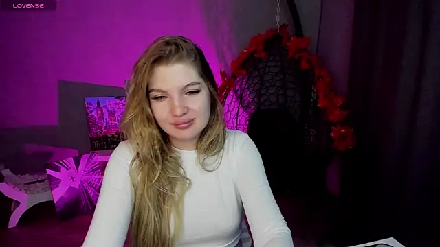 lily williamss online show from September 2025 12:10:02 AM