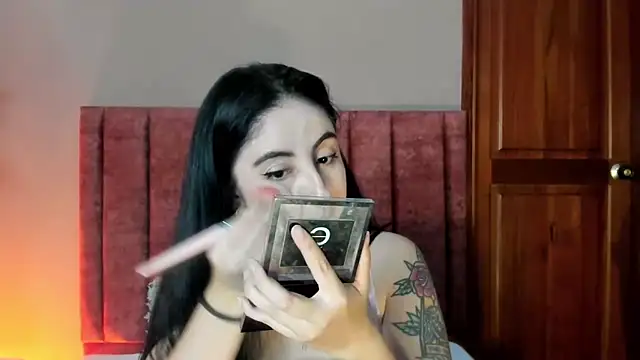 Emilywatsonn online show from March 2026 12:43:01 PM