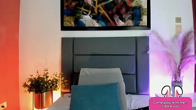 Emilywatsonn online show from April 2026 12:40:01 AM