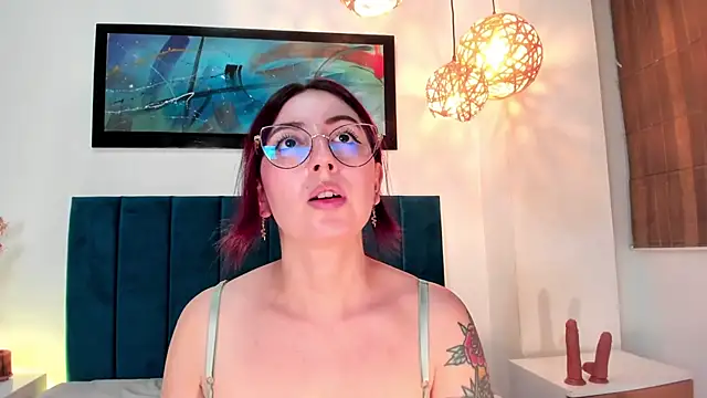 Emilywatsonn online show from March 2025 03:33:02 AM