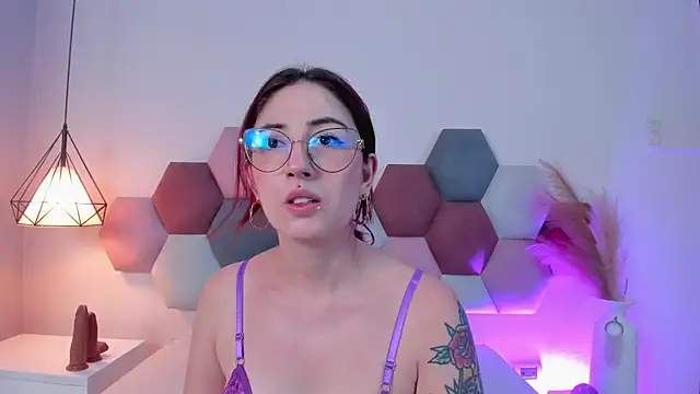 Emilywatsonn online show from October 2025 12:25:02 AM