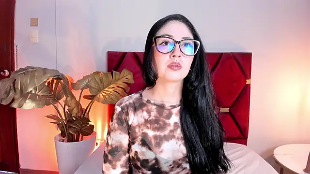 Emilywatsonn online show from March 2026 12:38:01 AM