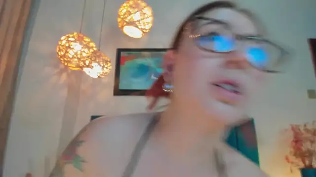 Emilywatsonn online show from November 2025 12:26:01 AM