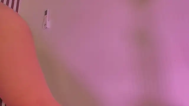 Samaantha-White online show from November 2025 11:53:02 AM