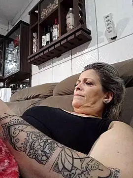 marcialoira online show from December 2025 11:27:02 PM