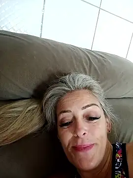 marcialoira online show from January 2026 03:04:02 PM